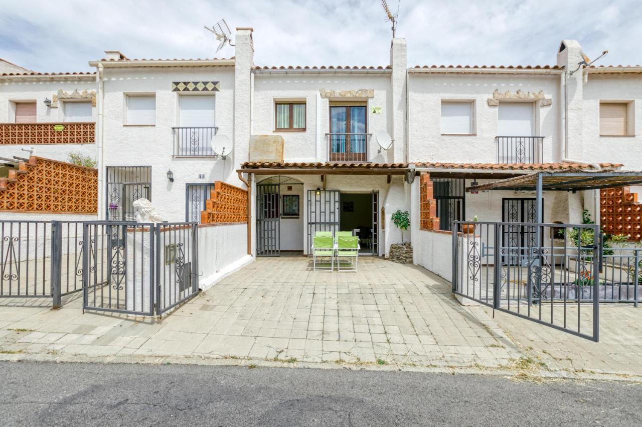 Apartamento Roses Victor Exterior photo
